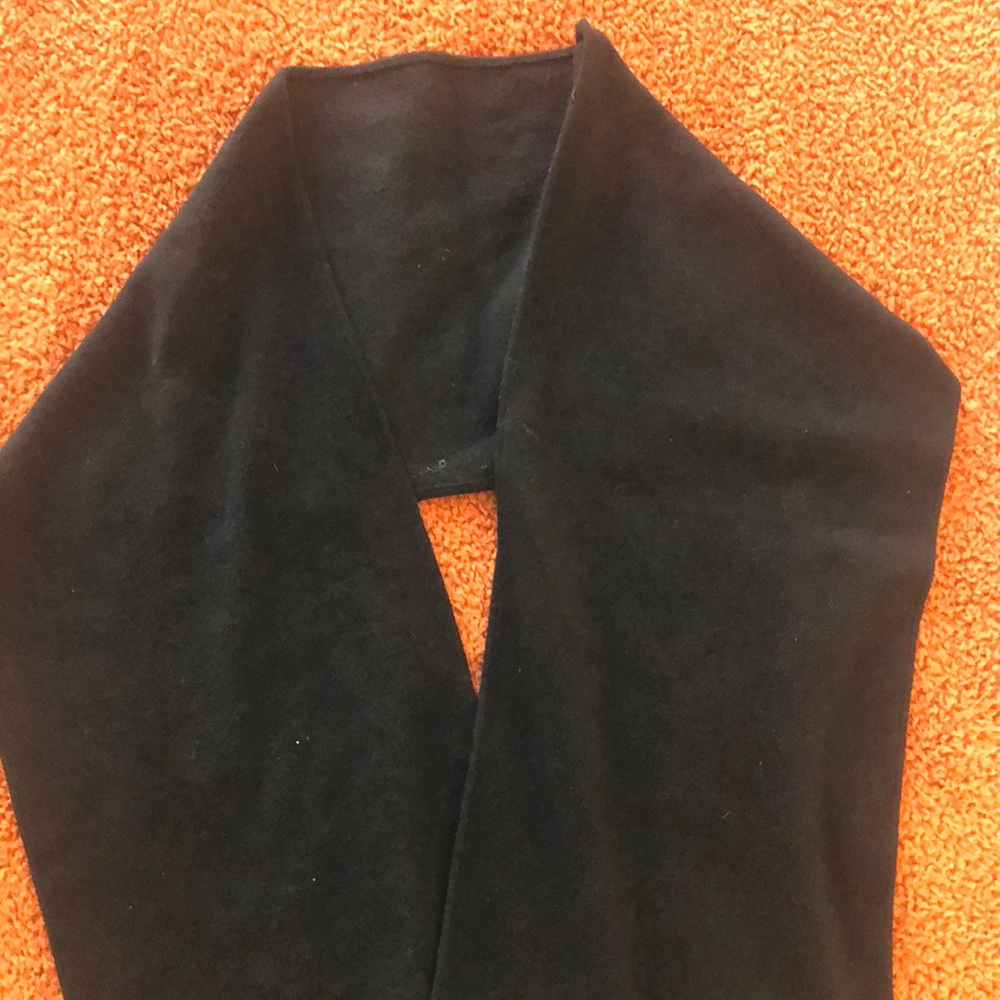 Black scarf 100%polyester